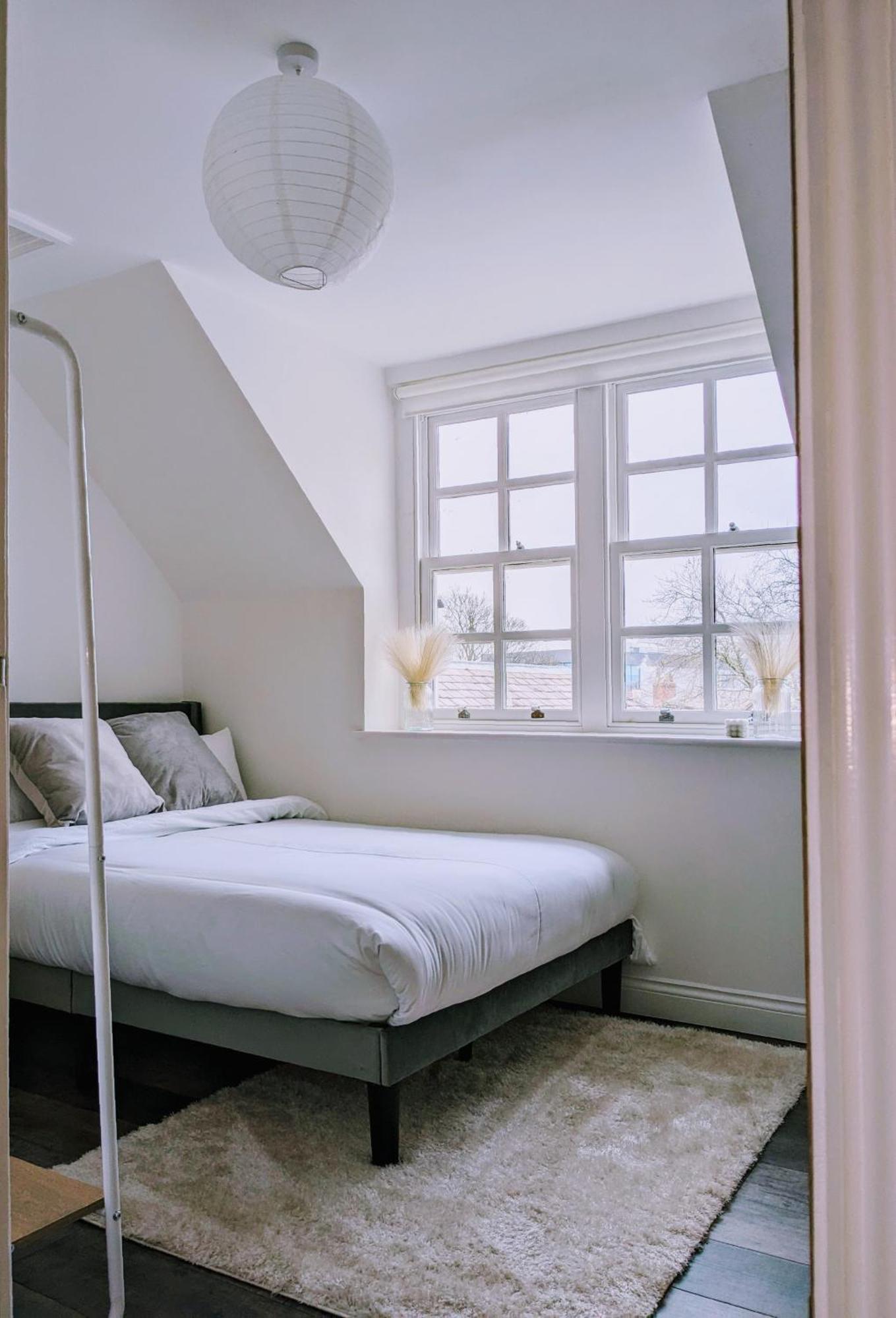 Sterling Stylish 2 Bedroom Central Modern Apartment ดาร์ลิงตัน ภายนอก รูปภาพ